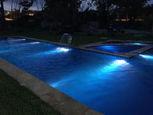 A piscina localizada em Pousada Solarium-UNIDADE 2 - HOTEL BOUTIQUE ou nos arredores