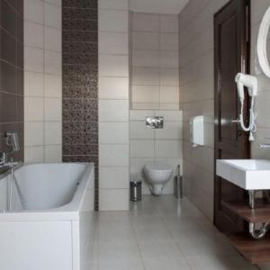 Ένα μπάνιο στο Hotel Elizabeth