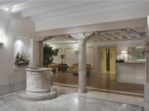 Vstupní hala nebo recepce v ubytování Hotel Ai Reali - Small Luxury Hotels of the World