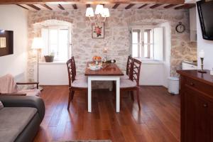 Posezení v ubytování Apartments Lufra Skradin