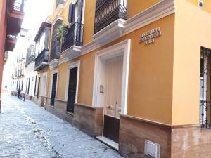 Gallery image of REGINA apartment in Seville
