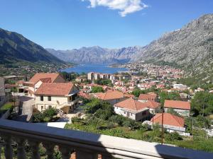 Kraštovaizdis prie apartamentų