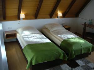 Postel nebo postele na pokoji v ubytování Hotel Smart-Inn