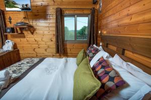 Una cama o camas en una habitación de Bikta Baglil