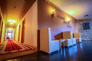 Khu vực ghế ngồi tại Natyral Razma Resort