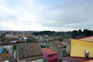 Nespecifikovaný výhled na destinaci Caserta nebo výhled na město při pohledu z bed and breakfast