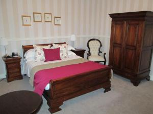 Cama o camas de una habitación en Solberge Hall