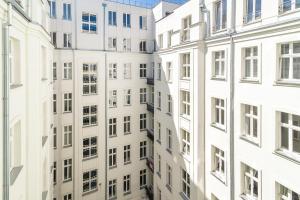 Budova, v ktorej sa apartmán nachádza