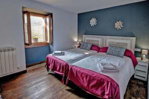 Кровать или кровати в номере Casa Rural Artola Etxea