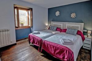 Posteľ alebo postele v izbe v ubytovaní Casa FamiliarArtola Etxea San Sebastian-Pamplona-Bilbao