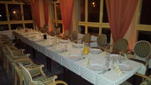 Restaurace v ubytování Villa Kunterbunt Willa Śmiesznotka