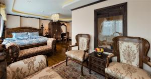 Giường trong phòng chung tại Thanyawintra Boutique and Spa