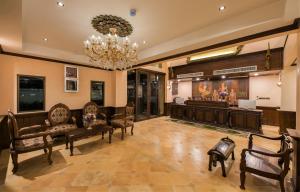 Khu vực ghế ngồi tại Thanyawintra Boutique and Spa