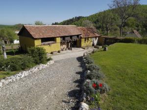 Gallery image of Oma's Hutte in Cărpiniş