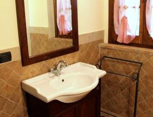 Kép AgriResort Spa Glamping Poggio Di Montedoro szállásáról Montefiasconéban a galériában