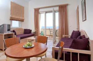 A seating area at Sea View Resorts & Spa