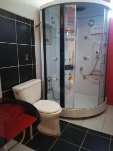 Vannituba majutusasutuses Apartamento Golden