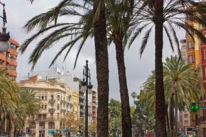 Fotografia z galérie ubytovania Very central and sunny apartment in Gran Via v destinácii Valencia