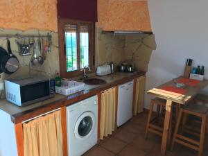 Kuchyňa alebo kuchynka v ubytovaní Casas El Molino