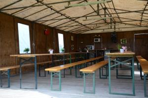 Restaurace v ubytování Natursköna Gamlegård på Ön Ven