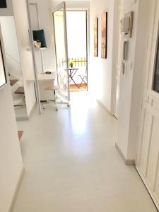 Kuchyňa alebo kuchynka v ubytovaní White Loft Alicante