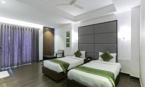 Gallery image of Hotel Crown Suites in Cochin