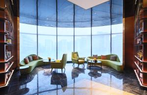 Area soggiorno di Hampton By Hilton Foshan Sanshui