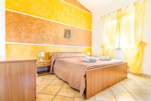 Posteľ alebo postele v izbe v ubytovaní Case Vacanze Paradise Beach Vicino Cefalù PISCINA APERTA + 37 fotografií