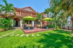 Zahrada ubytování Palm Beach Resort