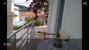 En balkong eller terrass på Central Studio on Poros