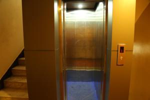 Gallery image of Hotel Vijay in Pollāchi