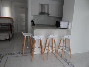 Η κουζίνα ή μικρή κουζίνα στο Apartamento en Vinaros +5 φωτογραφίες