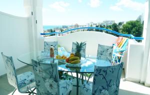 Bazén v ubytovaní Luxury residence near Puerto Marina alebo v jeho blízkosti