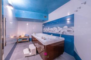 Posteľ alebo postele v izbe v ubytovaní Hotel Norat Marina & Spa 4* Superior