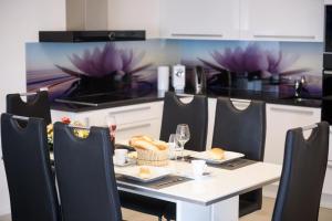 Kuchyň nebo kuchyňský kout v ubytování Studio Apartment Maslina