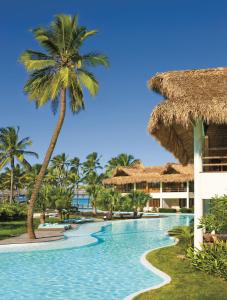 สระว่ายน้ำที่อยู่ใกล้ ๆ หรือใน Zoetry Agua Punta Cana - All Inclusive