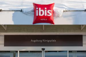 Sijil, anugerah, tanda atau dokumen lain yang dipamerkan di ibis Augsburg Koenigsplatz