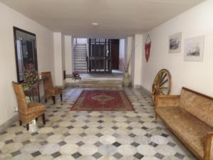 A seating area at I Cavalieri di Malta