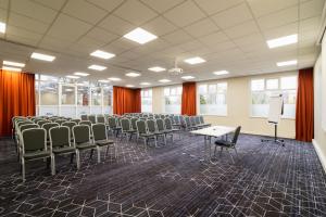 Zona business o sala conferenze di ibis Rotterdam Vlaardingen