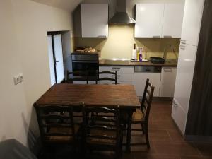 Η κουζίνα ή μικρή κουζίνα στο Apartment KLEMEN +16 φωτογραφίες