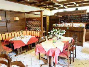 Imagen de la galería de Helenental Pension & Apartments, en Baden 139 fotos más