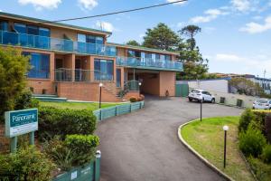 Gallery image of Panoramic Townhouses by Lisa in Merimbula