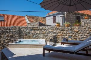 Bazén v ubytovaní Vacation house Pietra alebo v jeho blízkosti