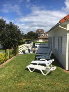 Κήπος έξω από το Belle villa la galinoche