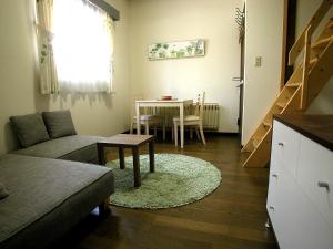 Posezení v ubytování B&B Koyuki Hakuba