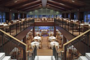Reštaurácia alebo iné gastronomické zariadenie v ubytovaní Las Arenas Balneario Resort
