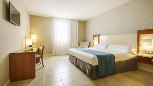 Posteľ alebo postele v izbe v ubytovaní Ilunion Fuengirola