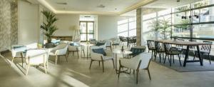 Reštaurácia alebo iné gastronomické zariadenie v ubytovaní Ilunion Fuengirola