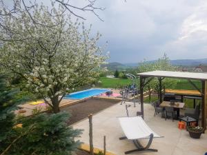 Swimmingpoolen hos eller tæt på Vila na Skalce + 40 billeder