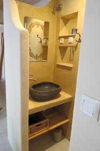 Ванна кімната в Le gite du grand cèdre - proche des gorges du Verdon